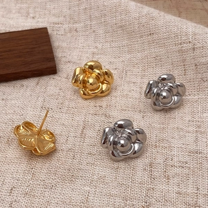 Vintage 3D Camellia Flower Petal Stud Earrings Elegant Gold Plated Copper Floral Jewelry For Women