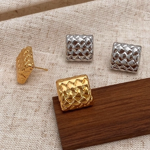 Boucles D'oreilles Puces Carrées À Motif Tressé Géométrique Texture Intrecciato Bijoux En Cuivre Pour Femme