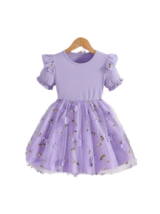 Abito bambina viola chiaro con corpetto in maglia e gonna in tulle ricamato a fiori