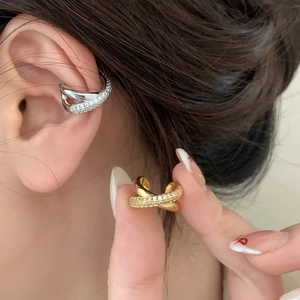 Poignets Oreille Entrelacés Cuivre Zircone Cubique Micro Pavé Sans Piercing Bijoux Mode Minimalistes Élégants Pour Femmes