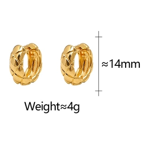 Boucles d'oreilles créoles dorées avec motif matelassé, diamètre 14 mm, style chic