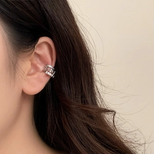 Silver multilayer ear cuff with sparkling zircon inlay for a non-pierced minimalist look