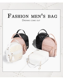 Groupe de mini sacs à dos tendance avec motifs matelassés et imprimés monogrammes