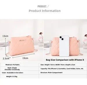 Mini sac rose matelassé en PU avec détails de taille 13x19x2,5cm et comparaison téléphone