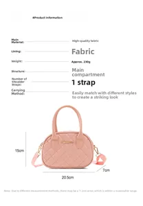 Pink quilted crossbody bag detail showing 20.5x15x7cm dimensions and structural layout