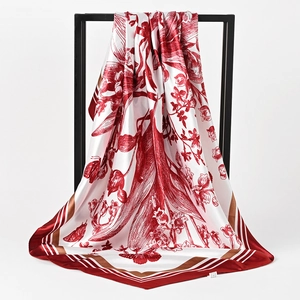 Elegante foulard in seta 90cm con motivo floreale Toile de Jouy rosso su sfondo bianco