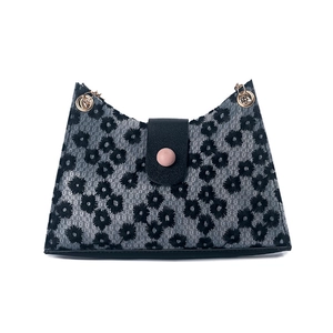 Sac sous le bras chic en dentelle grise avec motifs marguerites et chaîne