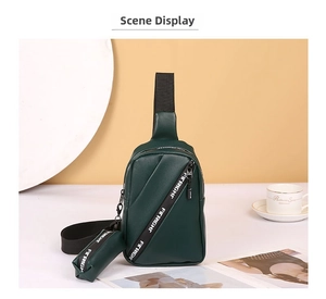 Dettaglio borsa da petto in pelle PU verde scuro con piccolo portamonete rimovibile