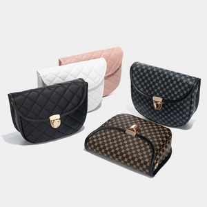 Sac À Épaule Femme Cuir PU Losange Matelassé Trèfle Imprimé Bandoulière Mini Sac Carré Mode Serrure Dorée Minimaliste