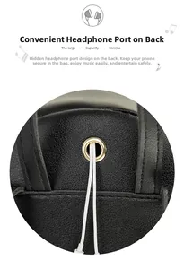 Vue détaillée du port casque sur sac à dos en cuir noir avec texture à motif marguerite