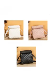 Vue détaillée de sacs bandoulière matelassés en blanc, rose et noir avec zip métallique