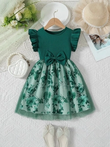 Robe d'été pour filles vert foncé à manches volantées, jupe en tulle floral et nœud
