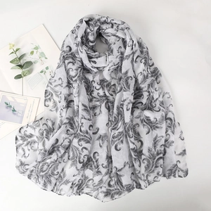 Women Long Scarf Paisley Printed Lightweight Polyester Shawl Wrap Retro Baroque Style Elegant Fashion Accessory