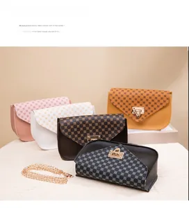 Detailed display of crossbody phone bags in five colors with golden chains and clasps