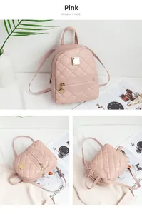 Detail eines rosa gesteppten Mini-Rucksacks aus Kunstleder mit goldenem Anhänger