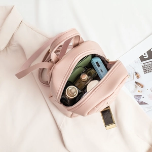 Rosa gesteppter Mini-Rucksack für Damen mit Reißverschluss und geräumigem Innenraum