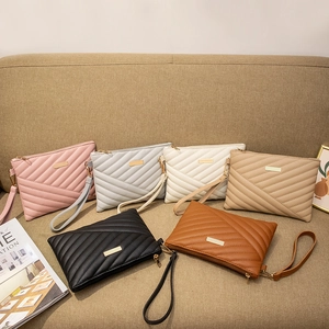 Women Quilted Clutch Bag PU Leather Wristlet Envelope Handbag Zipper Wallet Fashion For Travel Shopping
