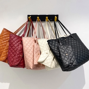 Quilted Tote Bag PU Leather Large Capacity Diamond Pattern With Matching Pouch Shoulder Handbag For Women Daily Travel