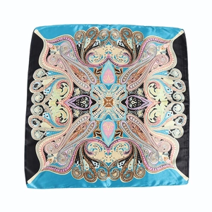 Vintage Paisley Print Satin Satin Square Scarf Bandana Women Bohemian Neck Head Wrap Fashion Accessory