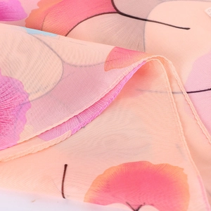 Elegant floral ginkgo leaf chiffon scarf for women with soft pink flower prints