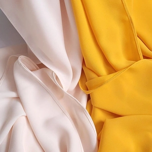 Breathable 75D pearl chiffon scarf in lemon yellow and creamy white with fine stitching