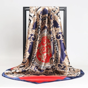 Sciarpa Quadrata Con Stampa Barocca Vintage Sensazione Raso Satinata Elegante Bandana Per Capelli Da Donna