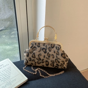 Retro leopard print faux fur frame bag with gold ring handle and chain strap for women