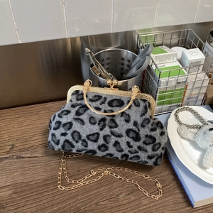 Women Retro Leopard Print Faux Fur Clasp Bag With Metal Ring Handle And Golden Chain Strap Plush Crossbody Evening Handbag