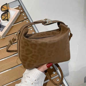 Women Leopard Print Shoulder Bag Faux Suede Crossbody Handbag Adjustable Strap Golden Hardware Retro Commuter Bag