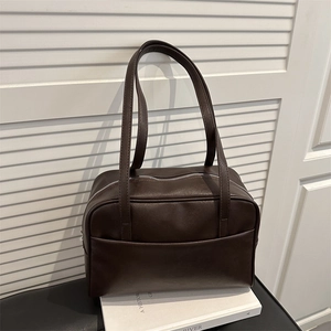 Minimalist Large Capacity PU Leather Shoulder Bag For Women Retro Japanese Style Underarm Bag Solid Color Commuter Handbag