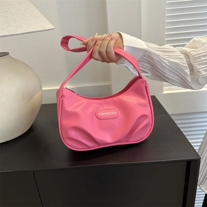Borsa Hobo Da Donna In Pelle PU Con Pieghe Borsa A Tracolla Sottobraccio Mezzaluna Chic Minimalista Nicchia