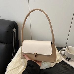 Sac à Épaule sous le Bras pour Femme Couleur Contrastée Mode Cuir PU Sac Baguette Avec Boucle en Métal Sac à Main Décontracté