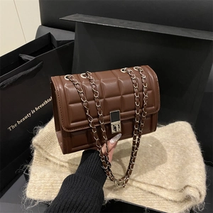 Quilted Shoulder Bag PU Leather Trendy Square Crossbody With Metal Chain Strap Silver Lock Solid Color Women Fashion