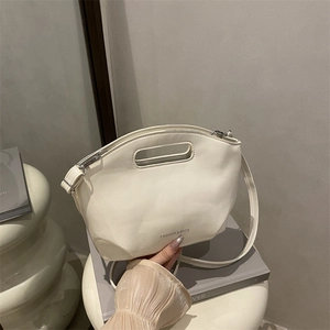 Sac fourre-tout minimaliste en cuir PU blanc avec poignée creuse et bandoulière