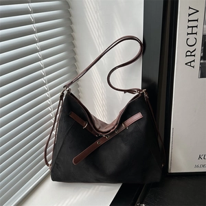 Grand Sac Cabas Rétro en Suédine pour Femme Sac à Bandoulière Hobo avec Détails de Couture Sac de Navette Quotidien