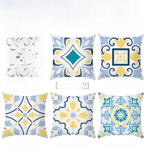 Détails de six motifs géométriques et floraux sur des taies d'oreiller douces