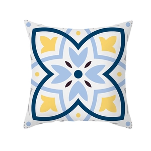 Housse de coussin en peau de pêche avec motifs floraux géométriques bleu et jaune