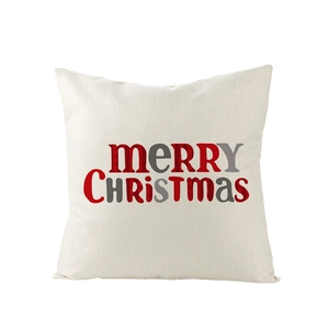 Détail de la taie d'oreiller de Noël en lin avec motif écossais rouge et noir