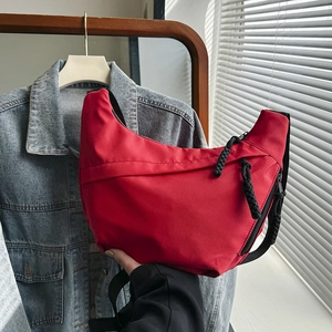 Half Moon Crossbody Bag Large Capacity Nylon Minimalist Crescent Shoulder Bag For Women Casual Streetwear Daily