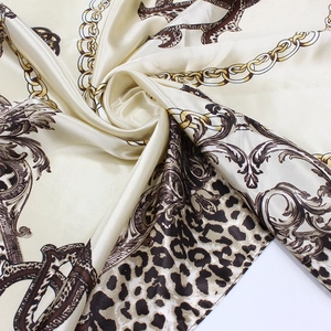 90x90cm satin square scarf with leopard print and golden baroque chain patterns