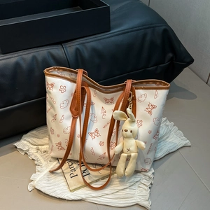 Grand Sac Fourre-tout en Nylon pour Femmes Sac à Épaule Décontracté Imprimé Dessin Animé Avec Pendentif Lapin pour École