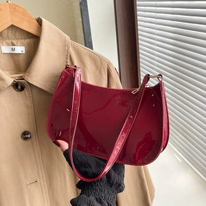 Women Shiny Patent Leather Underarm Bag Minimalist PU Shoulder Hobo Bag Large Capacity Retro Solid Color Handbag For Daily Work
