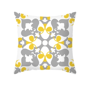 Housse de coussin en peau de pêche nordique à motifs mandalas jaunes et gris