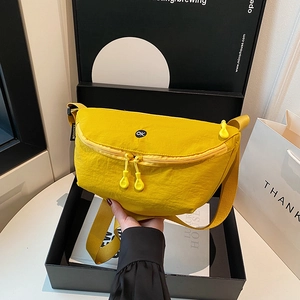 Sac Bandoulière Décontracté en Tissu Composite Demi-Lune pour Femmes Léger Grande Capacité Sac à Épaule Avec Logo OK