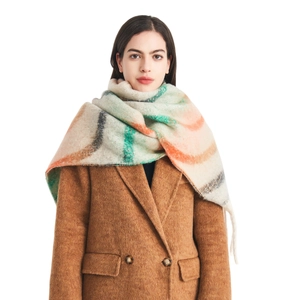 Écharpe d'hiver épaisse pour femme en imitation mohair avec motifs ondulés et franges