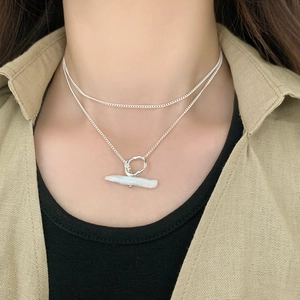 Baroque Freshwater Pearl Pendant Necklace Irregular Metal Ring Double Layer Elegant Retro Style Clavicle Chain For Women