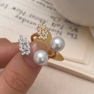 Elegant Peacock Feather Leaf Open Ring Copper Zircon Artificial Pearl Adjustable Niche Design French Style Jewelry Women Accessory