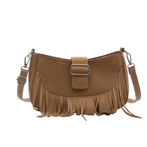 Braune Fransen-Umhängetasche aus Wildlederimitat mit Quasten im Boho-Stil