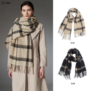 Écharpe classique à carreaux pour femmes avec franges en tricot doux style automnal