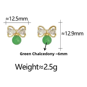 Détails des boucles d'oreilles nœud avec calcédoine verte et zircons avec dimensions